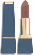 Lavertu Cosmetics - Lipstick Nature 43 Brunette - Zijdezachte finish - Voelt comfortabel - Verkrijgbaar in 10 schitterende zachte kleuren.