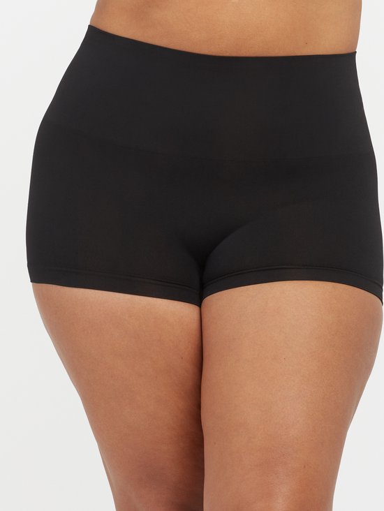 Spanx EcoCare Seamless Shaping - Boyshort - Kleur Zwart - Maat M | bol.com