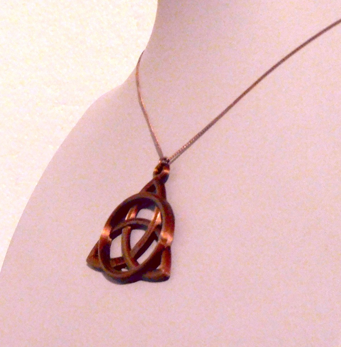 Sleutelhanger triquetra in Keltische knoop zilver - De Sleutelhanger triquetra in Keltische knoop zilver - De