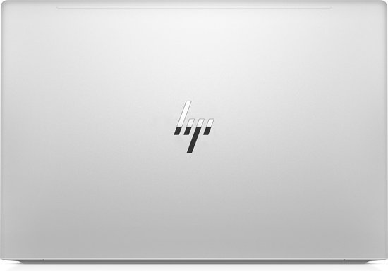 Zilveren HP laptop met logo in het midden.