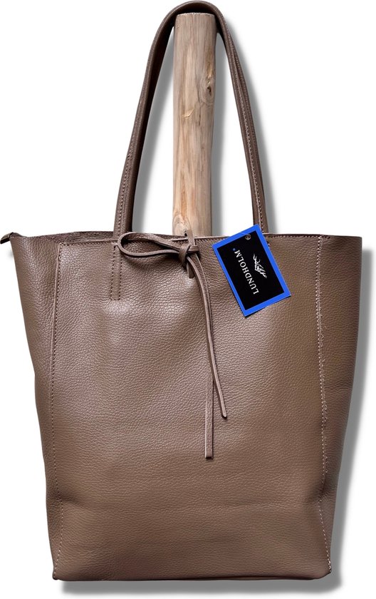 Foto: Lundholm tas dames schoudertas shopper dames leer bruin chocolate met rits shopper dames leer zeer soepel leer cadeau voor vrouw vrouwen cadeautjes tip lundholm odense serie