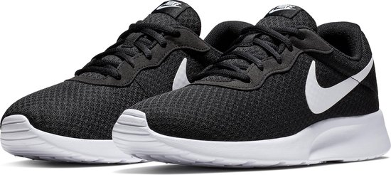 Nike Tanjun Heren Sneakers - Black/White - Maat 42.5 | bol.com