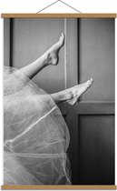Schoolplaat – Ballerina Voetjes ( Zwart Wit) - 60x90cm Foto op Textielposter (Wanddecoratie op Schoolplaat)