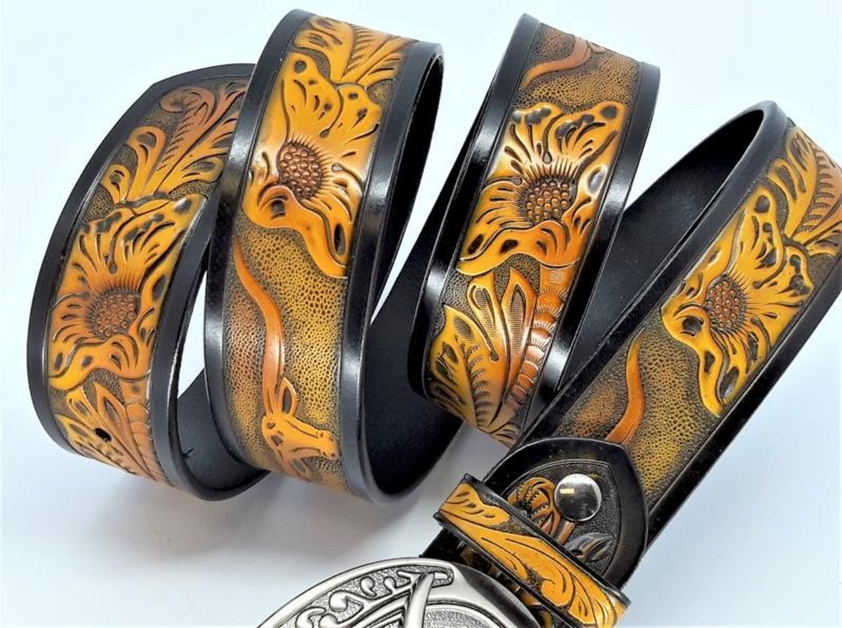 RR20-17a.120 : Longhorn Skull Big Buckle aan zwart Leren Riem, goudgele Skull & Flower 120cm