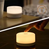 Nachtlamp Draadloos Warm wit | Oplaadbaar | Dimbaar | Touch sensor | Multifuctioneel | incl. magneetstrip & Usb kabel | Baby/Kindveilig | TOP Selling
