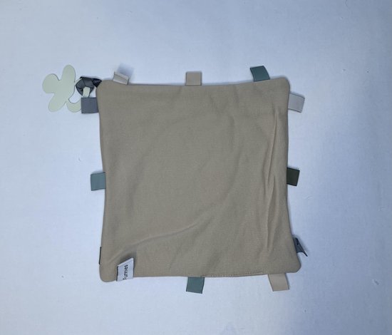 labeldoekje speen cream - speendoekje - speenknuffel - knuffeldoek - funnies - cream - speen - speenkoord - baby van Funnies. — afbeelding 2