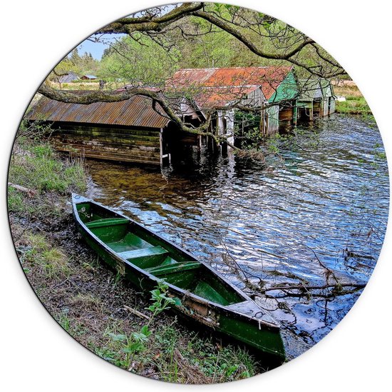 Dibond Wandcirkel - Oude Kano en Schuurtjes in het Water - 70x70cm Foto op Aluminium Wandcirkel (met ophangsysteem)