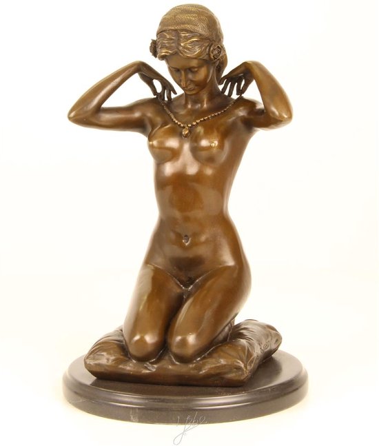 Erotisch beeld - Naakte dame ketting - Bronzen beeldje - Sculptuur - 29 cm hoog