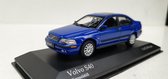 Minichamps Volvo S40 sedan uit 2000 in de kleur Blauw