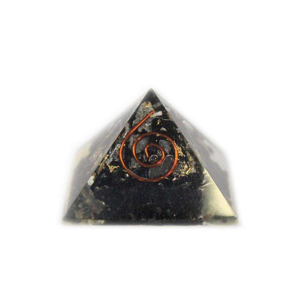 Kleine Orgonite Piramide 25mm Gemchips en Koper