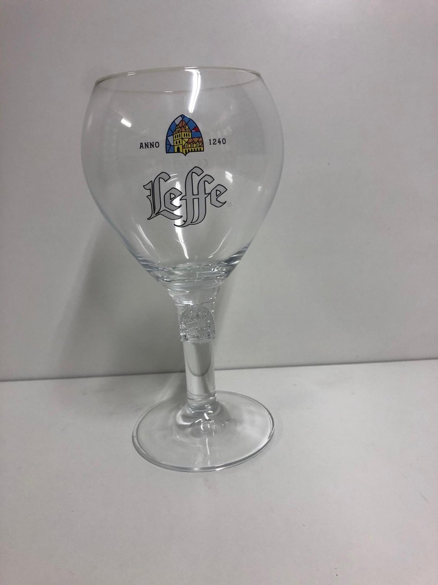 Eed bewijs Niet genoeg Leffe Bierglas - 33cl (Set van 3) - Origineel glas van de brouwerij - Glas  op voet - Nieuw | bol.com