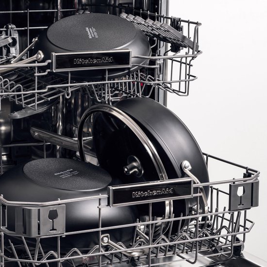 KitchenAid Classic koekenpan 28 cm - Pan uit hard geanodiseerd aluminium - PFAS-vrije keramische antiaanbaklaag - Inductiepan geschikt voor alle vuren - Ovenbestendig tot 160 °C - Zwart