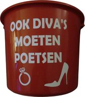 Cadeau Emmer - Ook Diva's moeten poetsen rood - 12 liter - rood - cadeau - geschenk - gift - kado - surprise