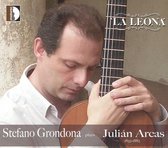 La Leona, Stefano Grondona Plays Ju