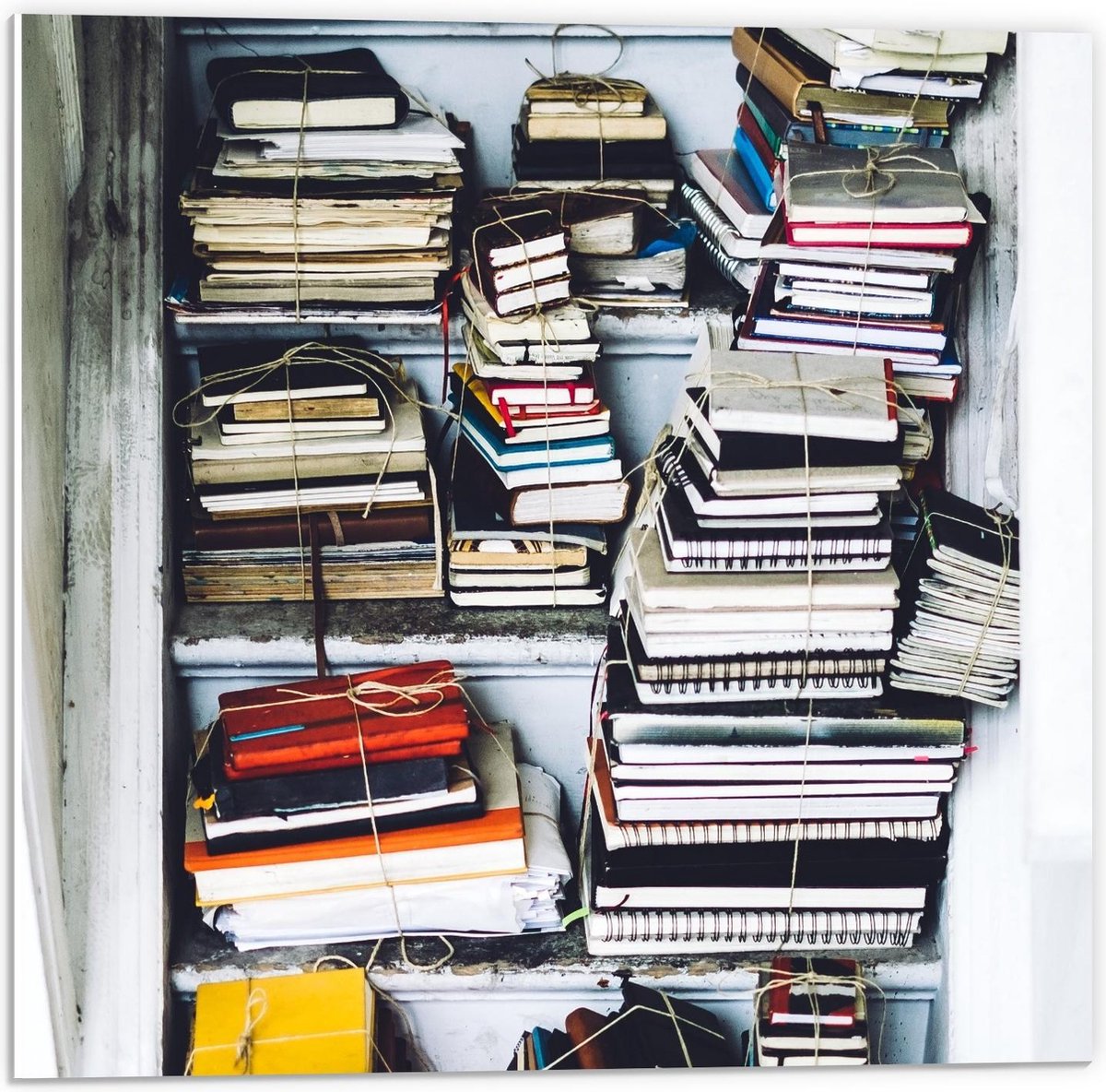 Forex - Kast gevuld met Boeken - 50x50cm Foto op Forex
