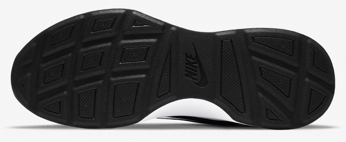 Nike WearAllDay Dames Sneakers - Black/White - Maat 39 | bol.com