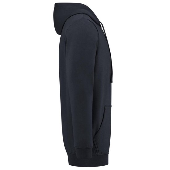 Donkerblauwe hoodie, zijaanzicht, met capuchon en lange mouwen.