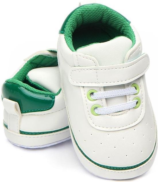Sneakers schoonmaken: zo doe je het! | Schoenpoetsset.nl