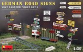 1:35 MiniArt 35602 German Road signs WWII Eastern front set 1 Plastic kit