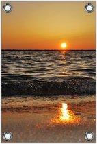 Tuinposter – Zonsondergand op het Strand– 60x90cm Foto op Tuinposter (wanddecoratie voor buiten en binnen)