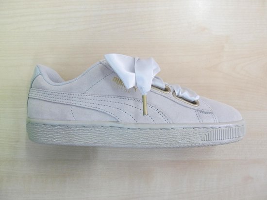 Puma suede heart satin dames grijs 36271402, maat 37 Puma suede heart satin dames grijs 36271402, maat 37