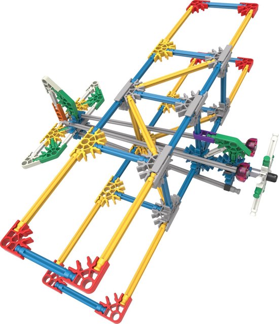 Een K'NEX model van een vliegtuig met lange gele vleugels, blauwe en grijze staven, en een propeller.