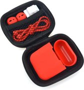 5 in 1 set met siliconen case, koord, horlogehouder, earhooks en opbergetui | geschikt voor Airpods | rood