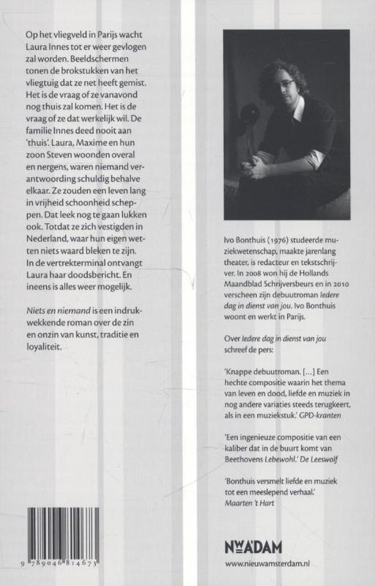 Boek kaft met tekst en een portret van een man met krullend haar.