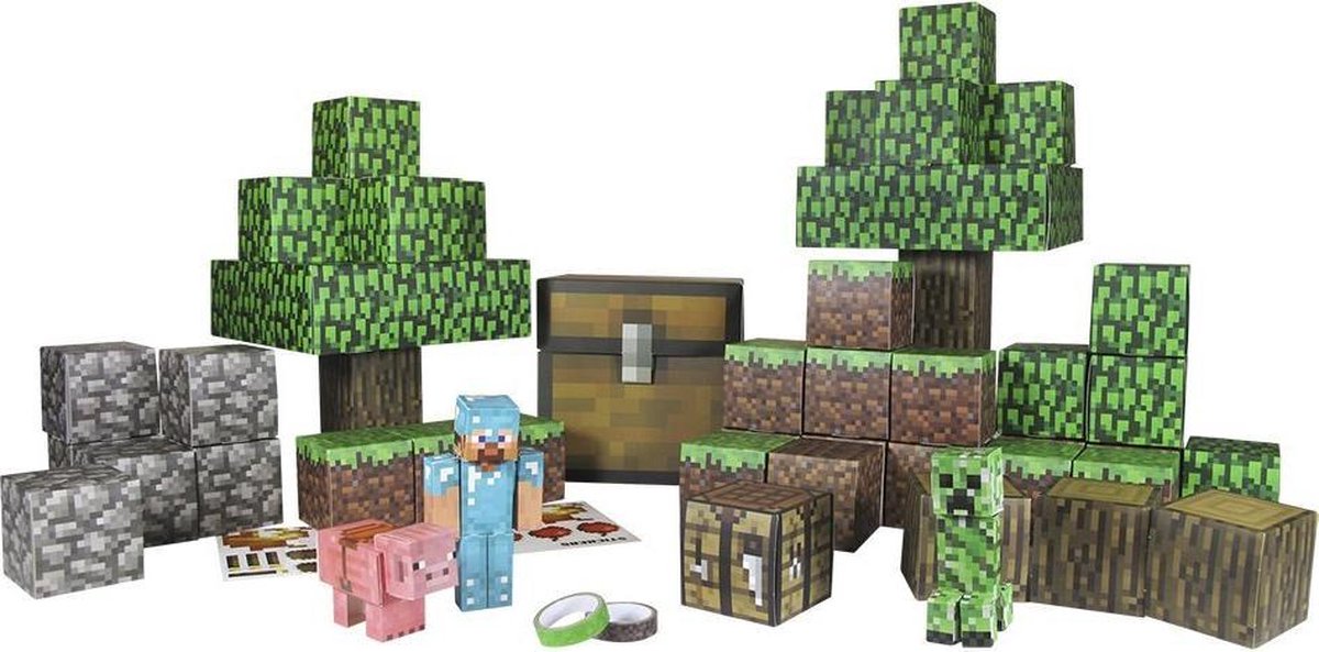 Minecraft Papercraft overworld deluxe kit 90pcs | bol.com