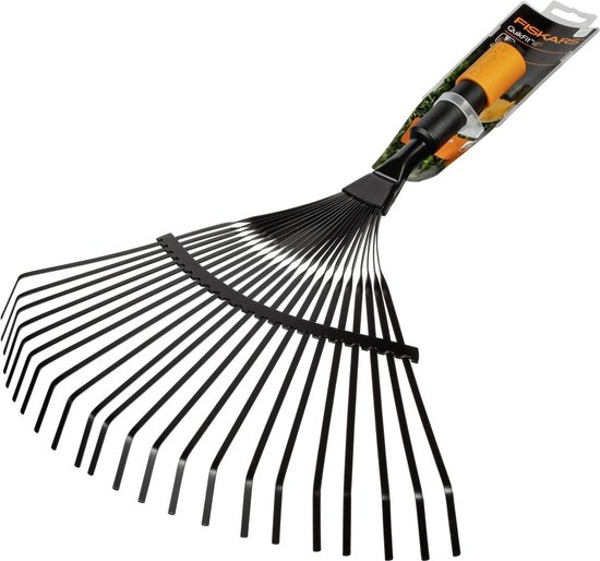 Fiskars Quikfit™ bladhark met 20 zwarte, gebogen tanden en oranje handvatconnector.