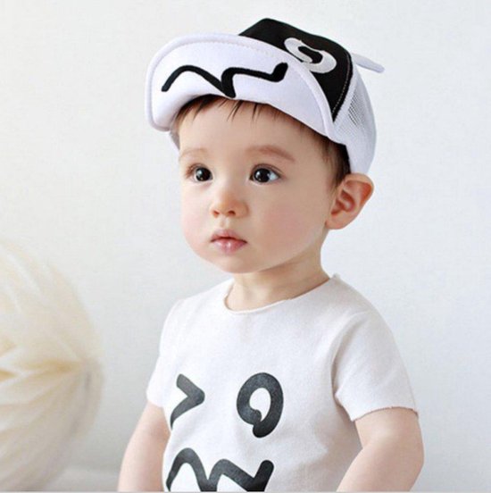 Bonnet bébé ou bonnet enfant en bas âge | blanc noir| 40 à 47 cm | 4-16 M |  bol.com