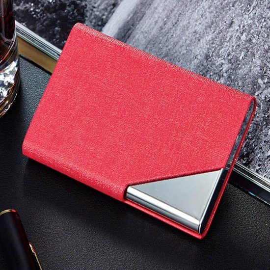 Foto: Kelerino luxe business card holder visitiekaarthouder aluminium donker roze