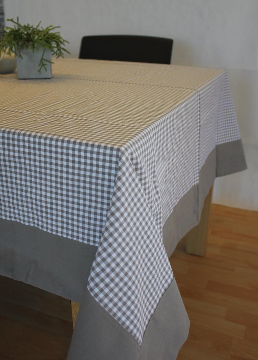 Tissu à carreaux pour nappe avec téflon, largeur 320 cm