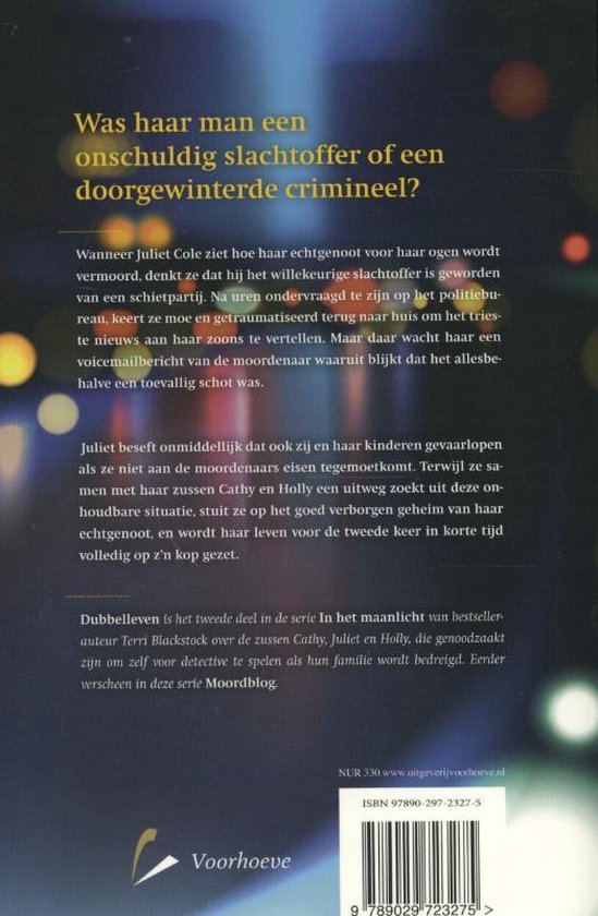 Achterkant boek 'Dubbel Leven'. Tekst gaat over een onschuldig slachtoffer of crimineel.