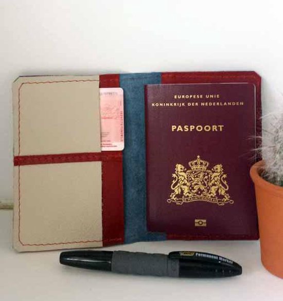 Toetie & Zo portefeuille de passeport en cuir Handgemaakt rouge, Wit, Blauw, Holland, couverture, couverture de passeport, dossier de voyage, couverture de voyage, cuir