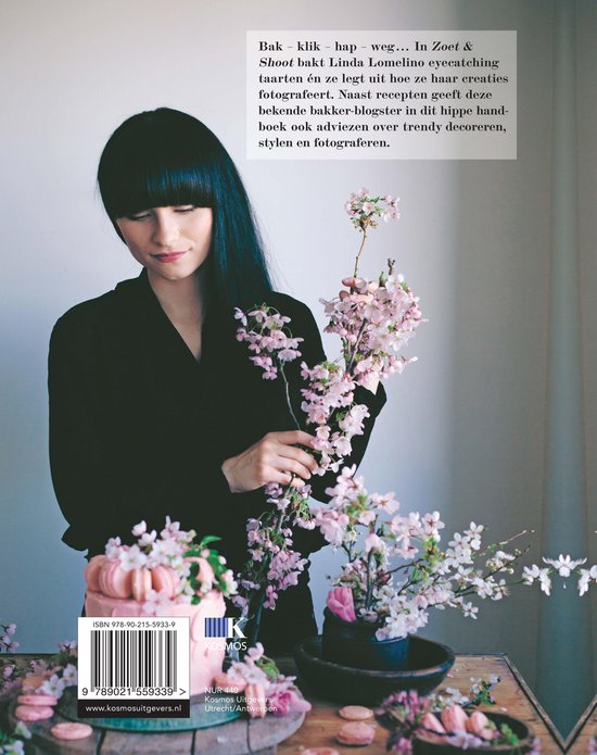 Achterkant van het boek 'Zoet & Shoot' met een vrouw, een taart, bloemen en een ISBN-nummer.