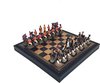 Afbeelding van het spelletje Luxe schaakset - Handbeschilderde Napoleon Slag van Waterloo schaakstukken + zwart / goud schaakbord met opbergbox (+ backgammon) - 35 x 35 cm