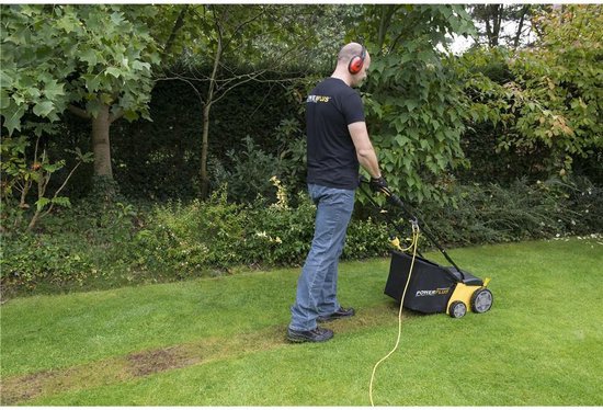 POWXG7513 - Verticuteermachine - 1400 W - 32 cm maaibreedte - 40 liter opvangzak - Met beluchter