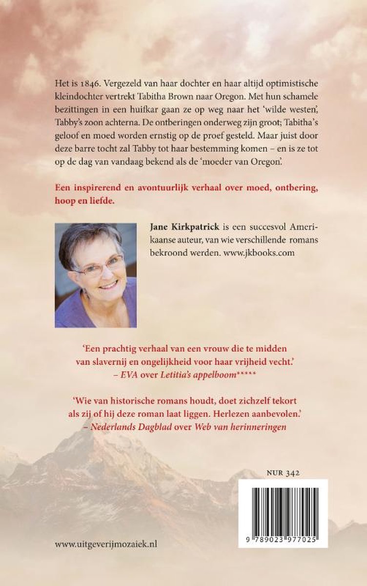 Achterkant van een boek met tekst en een foto van auteur Jane Kirkpatrick. Bergetoppen op de achtergrond.