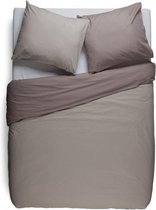Housse de Couette Cœur 220x240 Rouge avec 2 Taies d'oreiller 48x74 cm - Parure de Lit Rouge et Blanche en Microfibre - Linge de Lit 2 Personnes Adulte avec Fermeture Éclair Housse de Couette Cœur 220x240 Rouge avec 2 Taies d'oreiller 48x74 cm - Parure de Lit Rouge et Blanche en Microfibre - Linge de Lit 2 Personnes Adulte avec Fermeture Éclair