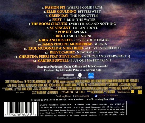 Achterkant hoes soundtrack "Breaking Dawn - Part 2". Tracklist met 14 nummers. Inclusief logo's en filmtitel.