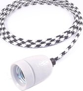 Het Lichtlab No.1 hanglamp met oldtimer strijkijzersnoer