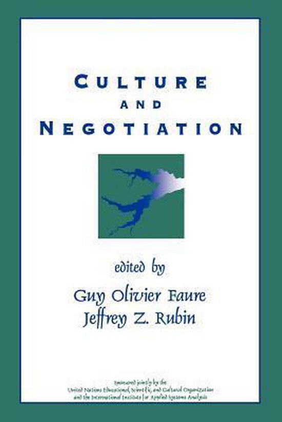 Boekomslag: "Culture and Negotiation", geredigeerd door Guy Olivier Faure en Jeffrey Z. Rubin, met een afbeelding van een gebroken blauw meer.
