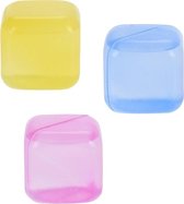 6x Plastic grote herbruikbare ijsklontjes/ijsblokjes gekleurd - Kunststof jumbo ijsblokjes - Verkoeling artikelen - Gekoelde drankjes maken