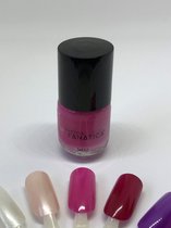 Cosmetica Fanatica - Mini Nagellak - Roze - 1 mini flesje met 5 ml. inhoud