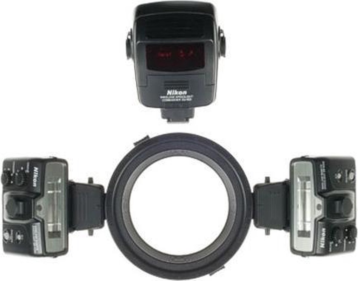 Nikon R1C1 macroflashKit