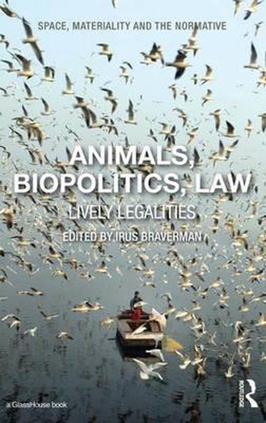 Boekomslag van 'Animals, Biopolitics, Law' met een roeiboot op het water omringd door een grote groep meeuwen.