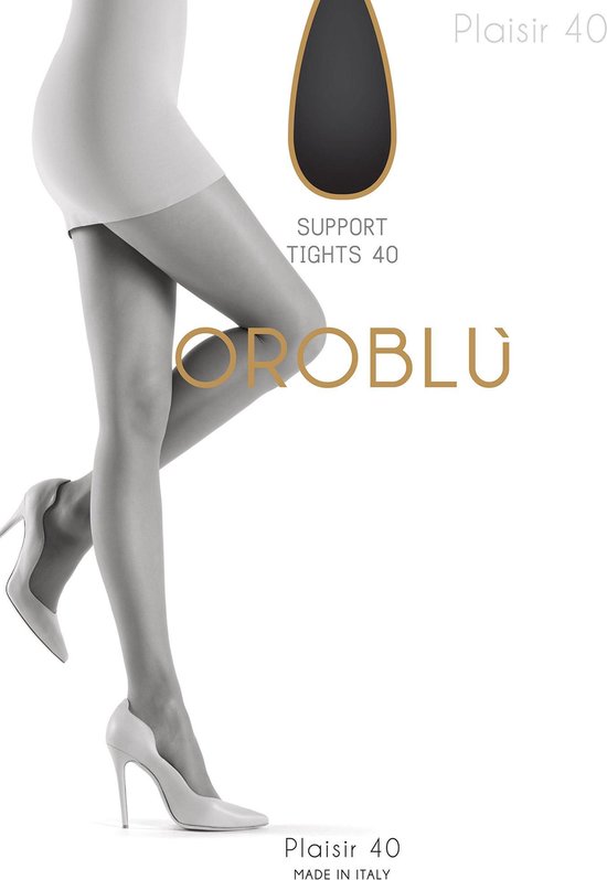 Model met een OROBLU Plaisir 40 panty in 'Support Tights 40'.