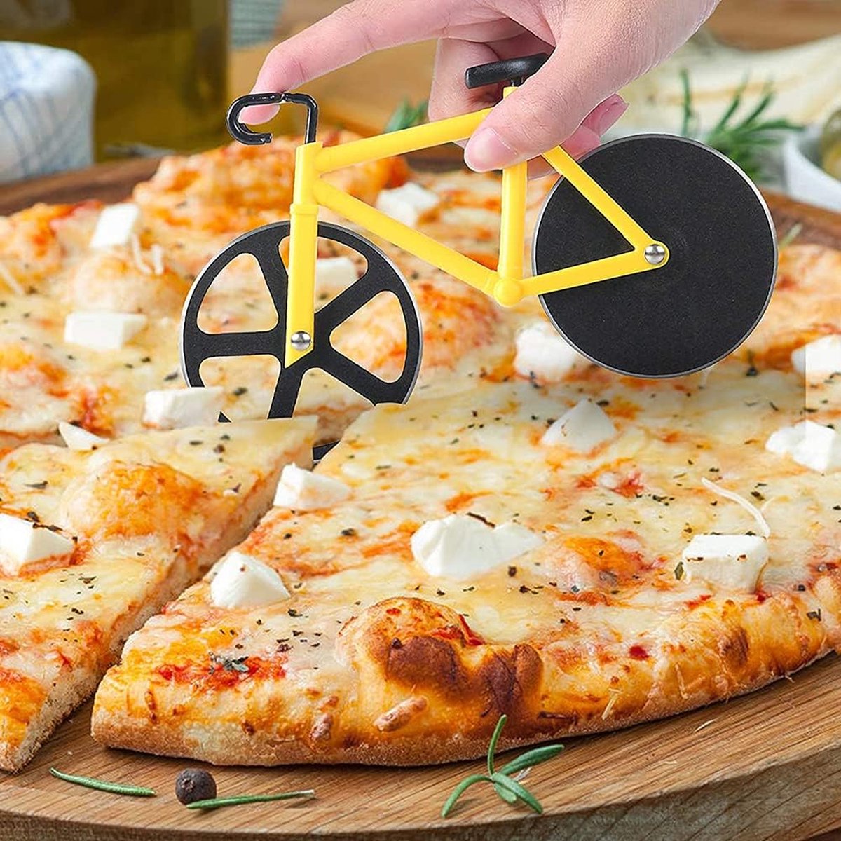 Fietspizzasnijder 100% Food Grade antiaanbaklaag roestvrijstalen dubbele pizzasnijder Professioneel ontwerp