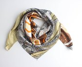 Kara scarf- Accessories Junkie Amsterdam- Dames- Bandana's- Halsdoek- Sjaaltje- Imitatie Zijde- Dieren print- Oranje bruin geel grijs